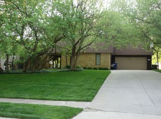 4129 Wimbledon Dr, Lawrence, KS 66047