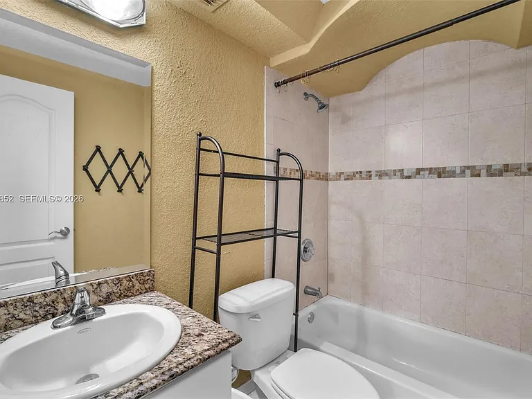 3245 Virginia St #65 — Photo 12