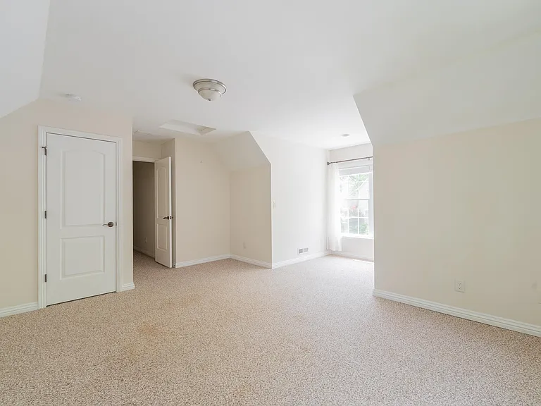 1115 E Azalea Ln — Photo 28