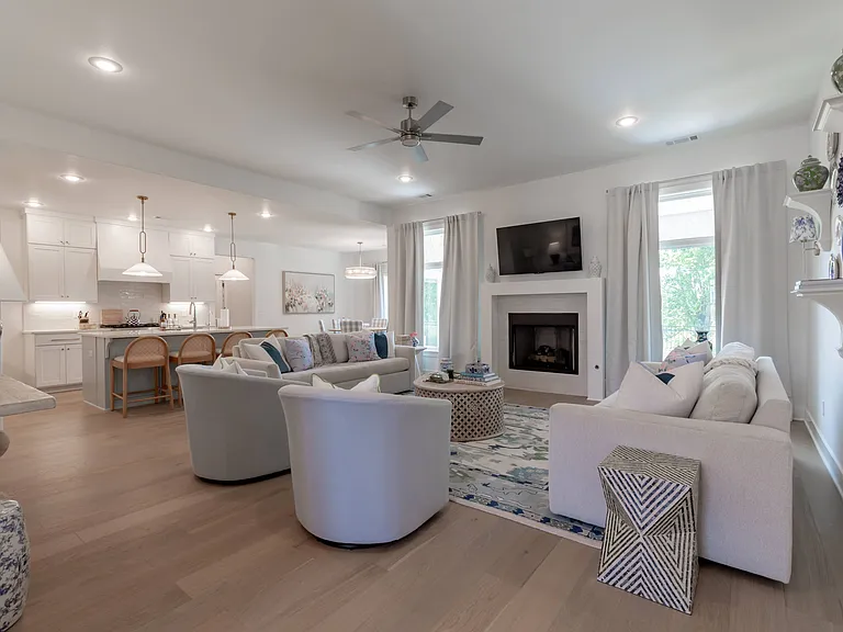 3503 E Lexus Dr — Photo 8