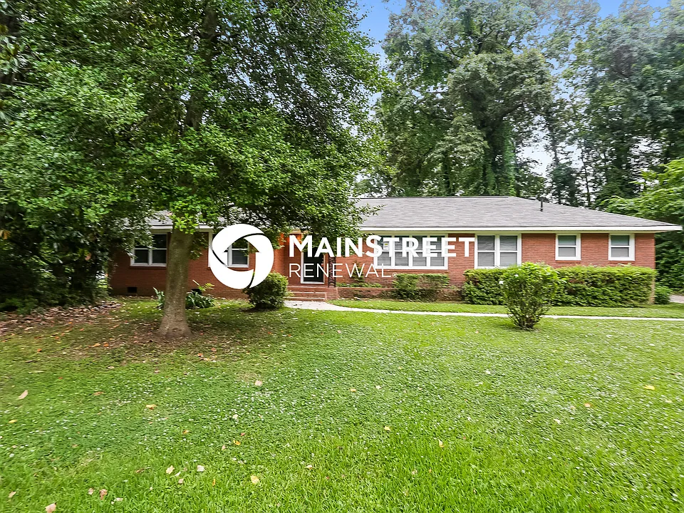 6608 Elmwood Cir