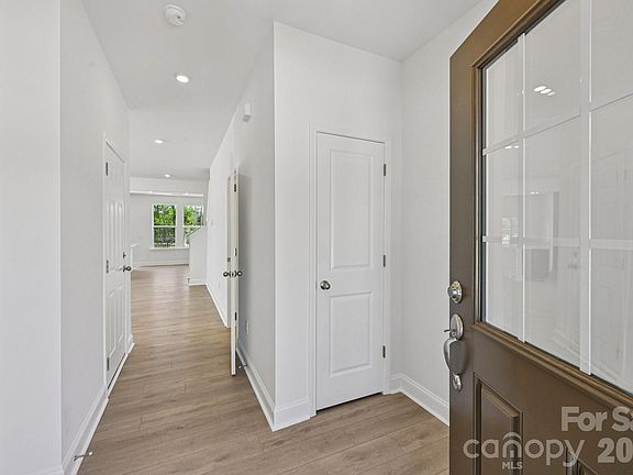 4th image of 7635 Ethora Way