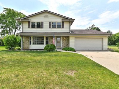 15445 West Kingsway DRIVE, New Berlin, WI, 53151
