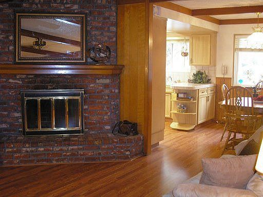 Family Room w/ Fireplace