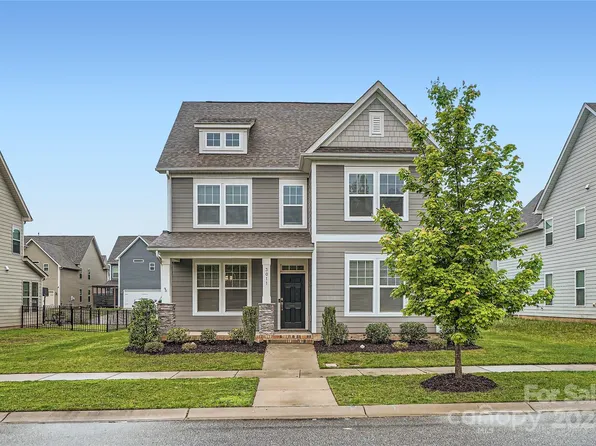 3011 Woodlands Creek Dr, Monroe, NC 28110