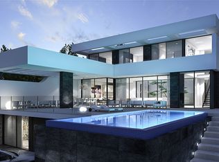 McReynolds Rd At Latigo Canyon Rd, Malibu, CA 90265