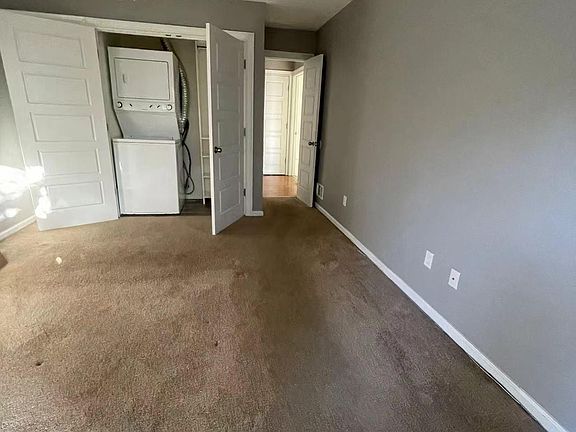 4th image of 198 Gervil St Floor 2
