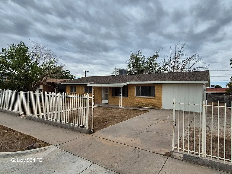 701 Poplar St — Photo 9