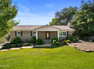 136 Westwood Dr, Clinton, TN 37716