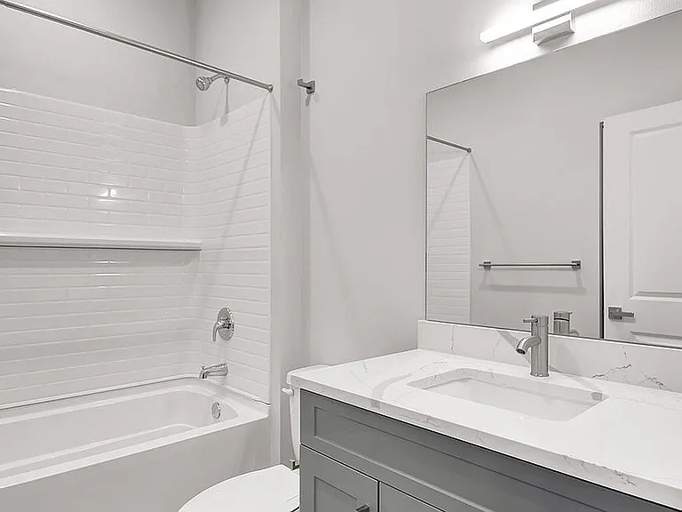 Prince Place Townhomes — Photo 33