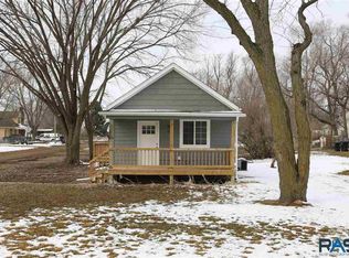 400 W 3rd St, Worthing, SD 57077