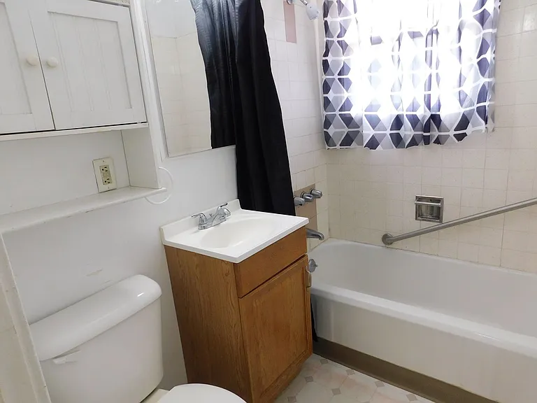 413 S Richmond Rd — Photo 7