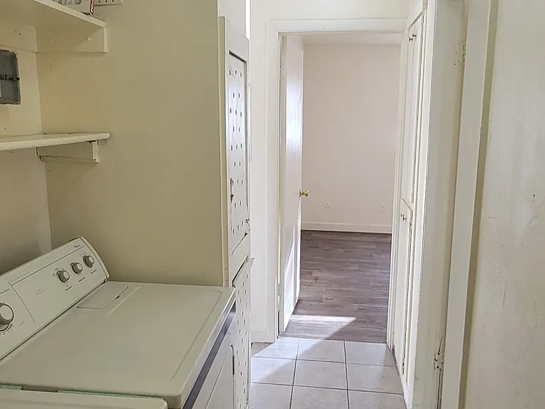 1754 S 440 W — Photo 5