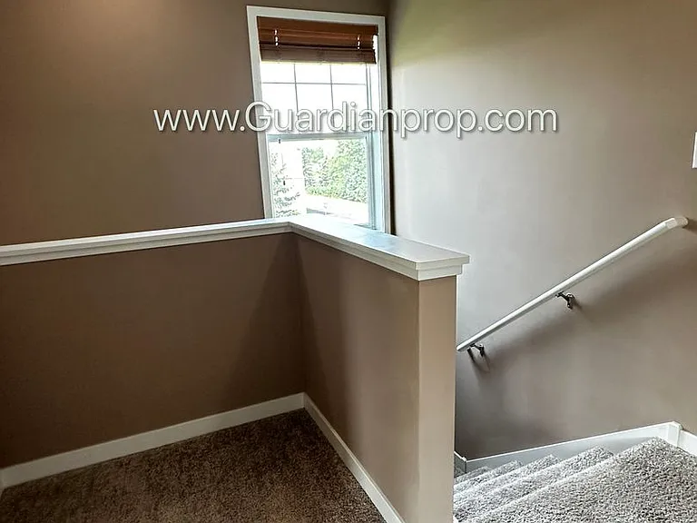 11920 Emery Village Dr N — Photo 8