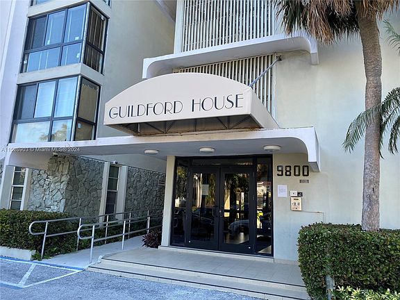4th image of 9800 W Bay Harbor Dr APT 608