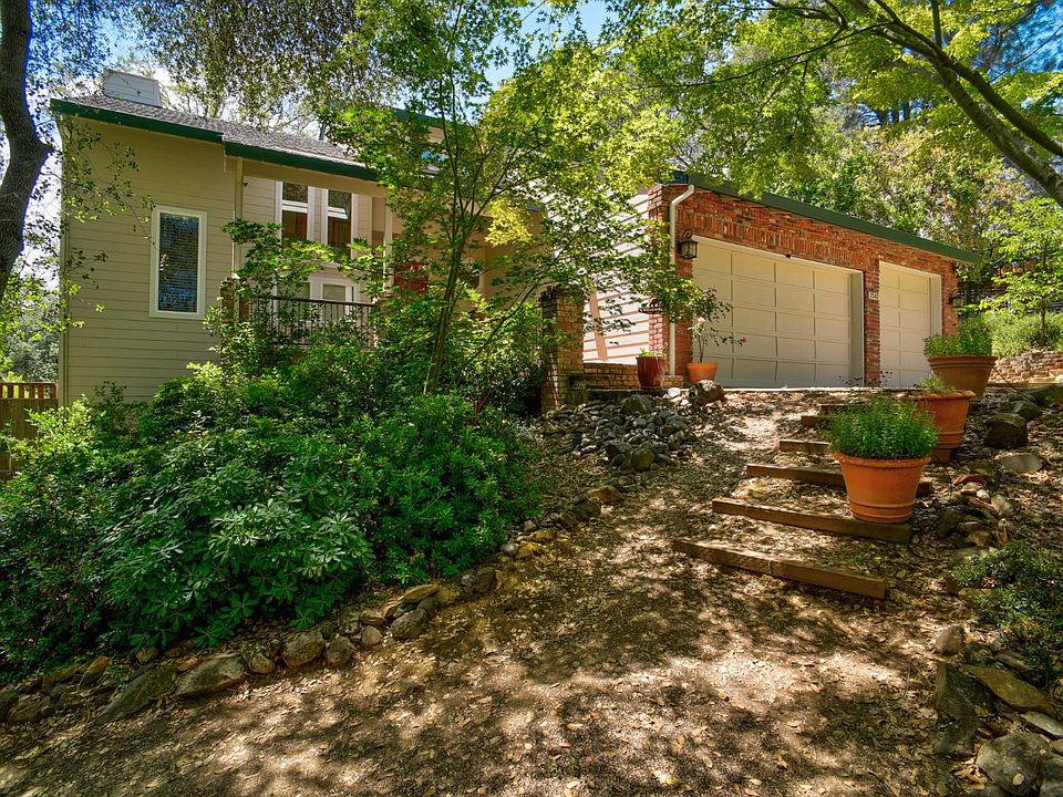 1st image of 2547 Lakeridge Oaks Dr