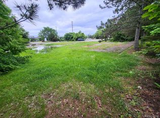7125 N Lilley Rd, Canton, MI 48187