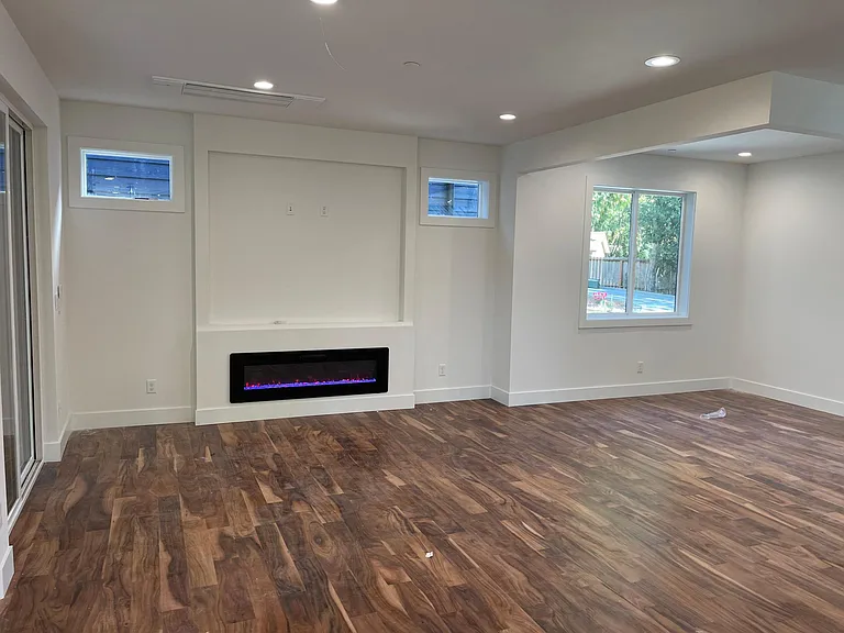 11249 110th Ave NE #100 — Photo 12