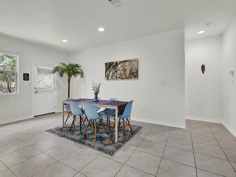 216 Mary Max Cir — Photo 29