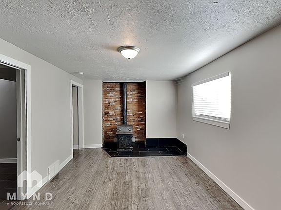 5th image of 4943 S Farah Dr