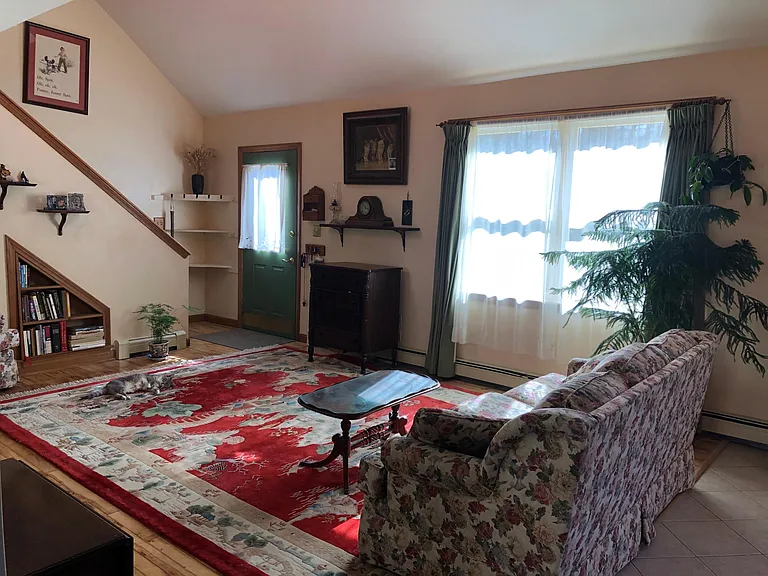 432 Washington St — Photo 3