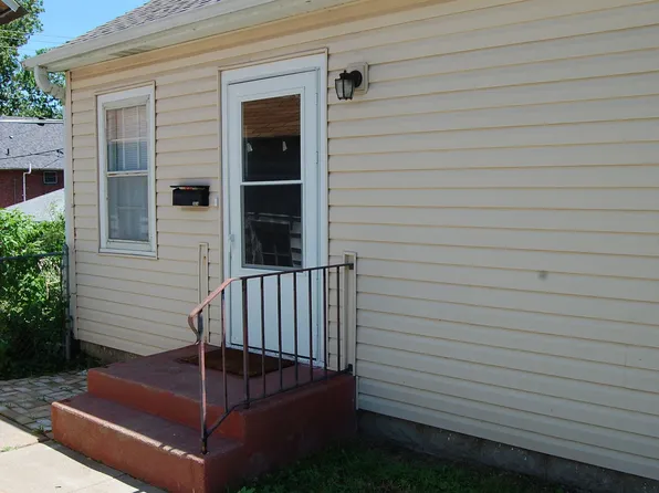 2620 Sumner St, Lincoln, NE 68502