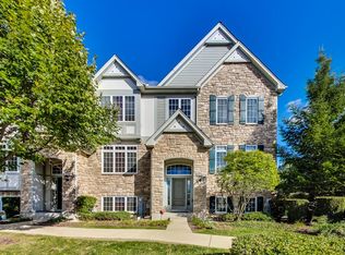 130 Bennett Dr, Carol Stream, IL 60188