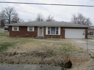 1366 Saint Thomas Rd, Granite City, IL 62040