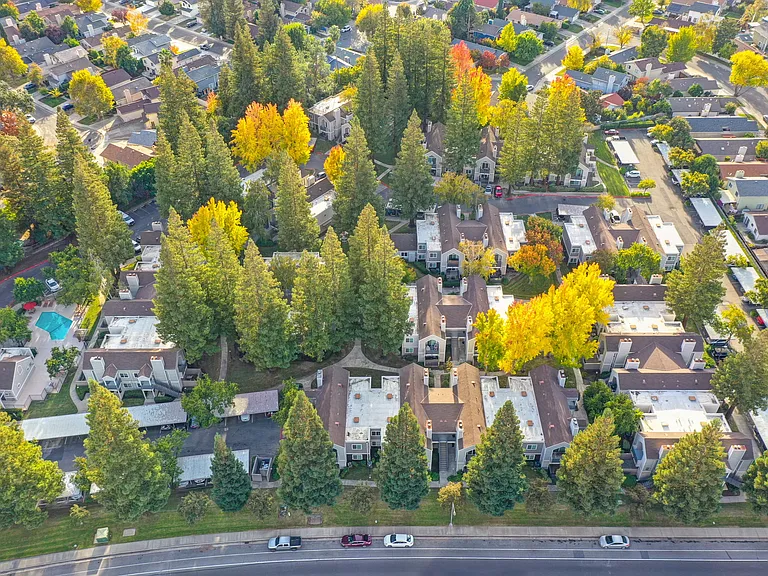 Drone of entire community