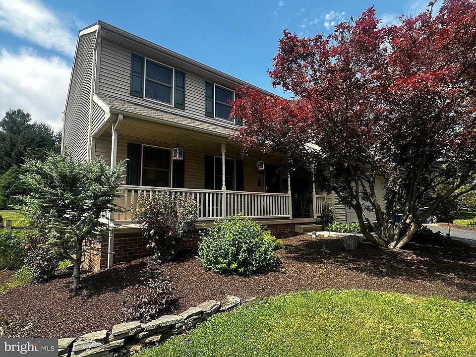 1st image of 233 Midland Cir