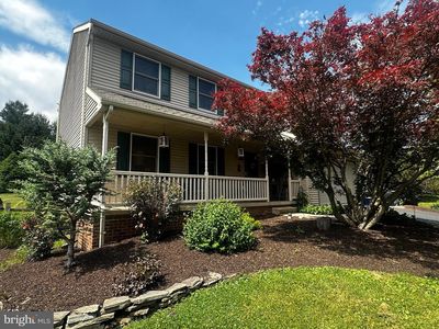 233 Midland Cir, Mount Joy, PA, 17552