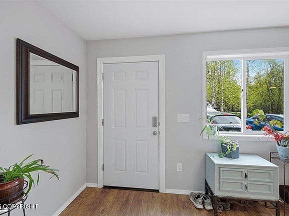 2nd image of 2880 S Edelweiss Dr