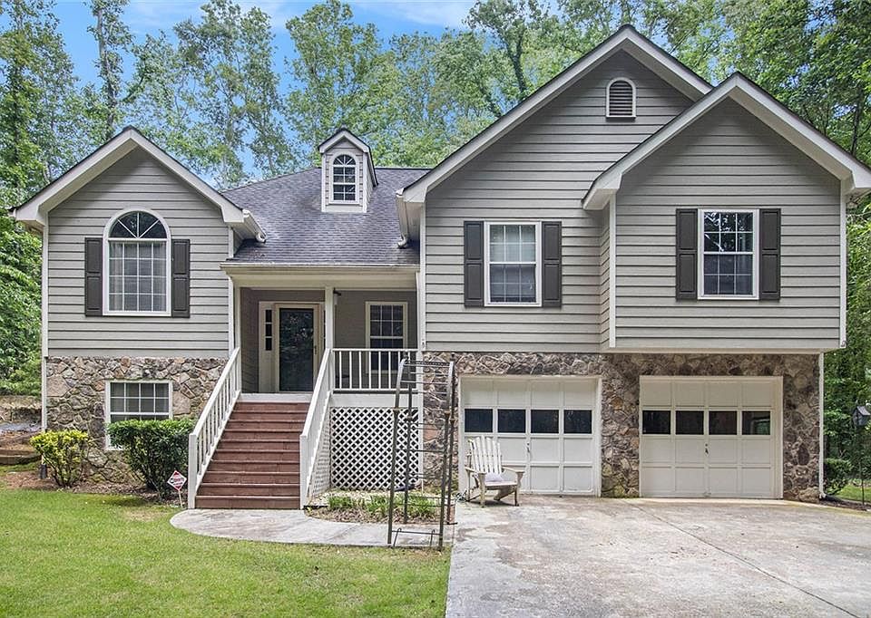 1st image of 3365 NE Ivy Lake Dr