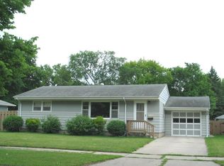 1015 15th Ave S, Grand Forks, ND 58201