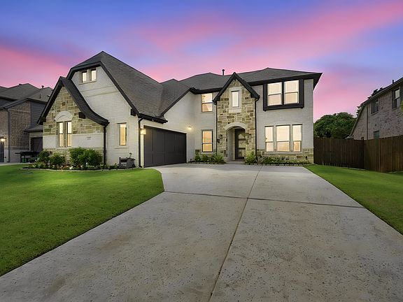 2nd image of 1133 Cardinal Dr