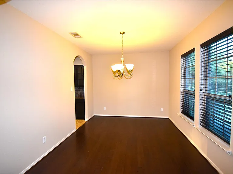 51 S Greenprint Cir — Photo 5