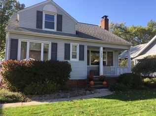 1400 Irene Rd, Lyndhurst, OH 44124