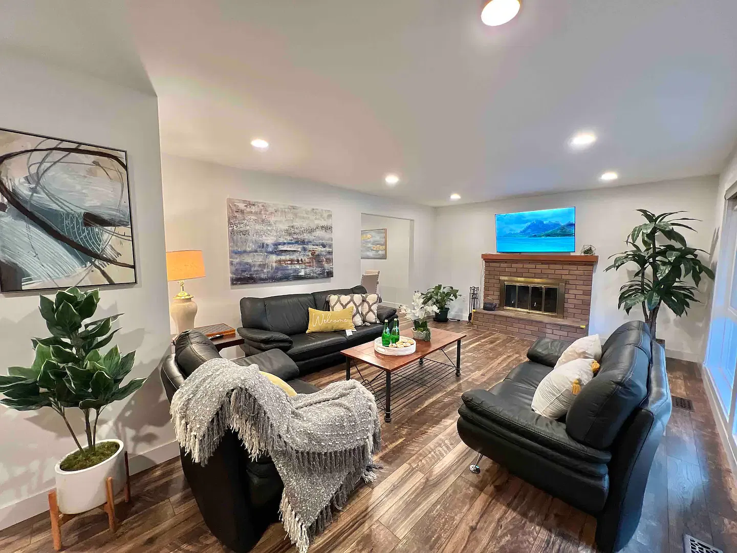 4 bed, 2060 sqft, $6,500 — Photo 4