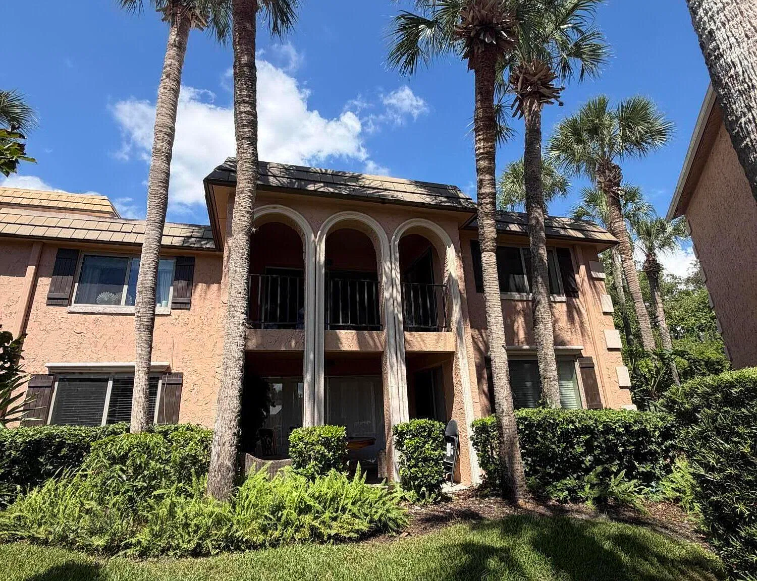 3 bed, 2.0 bath, 1276 sqft, $1,800 — Photo 3