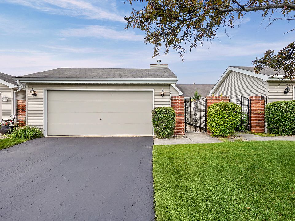 1st image of 2315 W Deerpath Dr