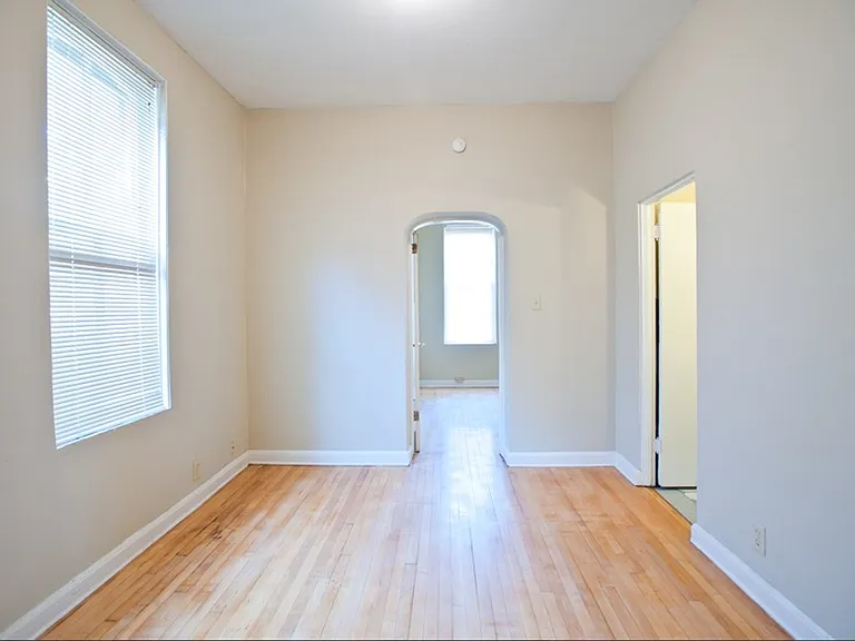 1 BD/1BA w Heat near Brady — Photo 2
