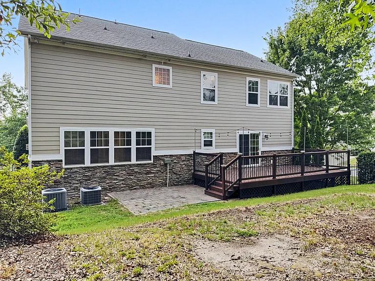 9403 Segundo Ln — Photo 45