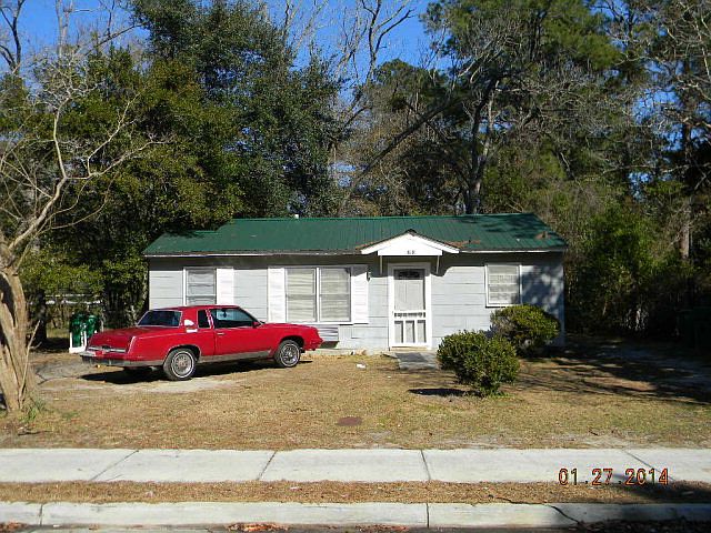 1st image of 818 E Brookwood Pl