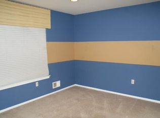 125 Hickory Rd, Somerset, NJ 08873