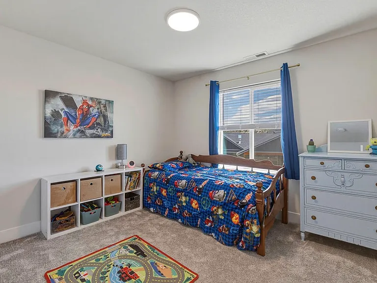 1008 NE Whistle Way — Photo 34