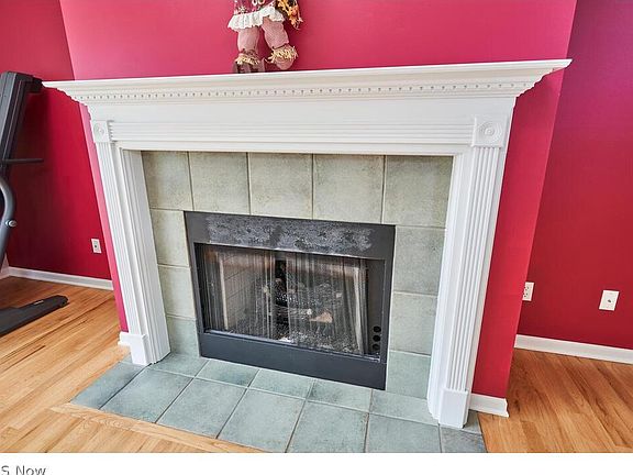5th image of 562 Daleview Dr