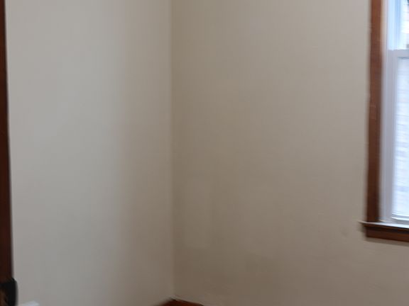 5th image of 4103 S Sacramento Ave #2