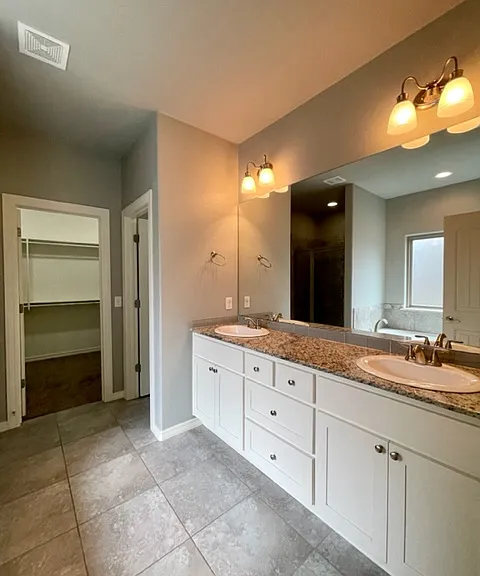 2903 SW Briar Creek Ave — Photo 12