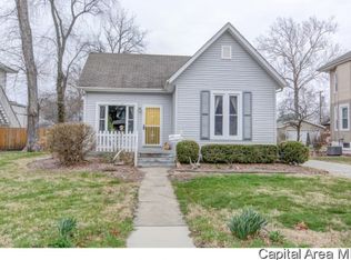 616 S Douglas Ave, Springfield, IL 62704