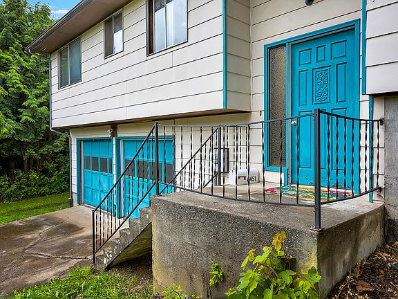 2nd image of 6451 Vista Dr